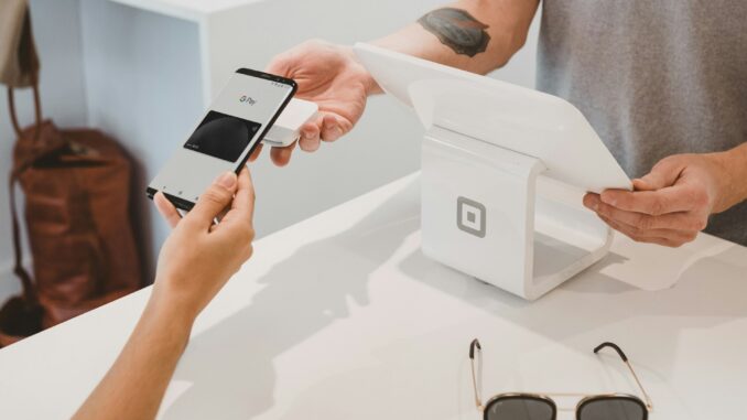 Apple, X, Airbnb Eye Stablecoin Integration crypto